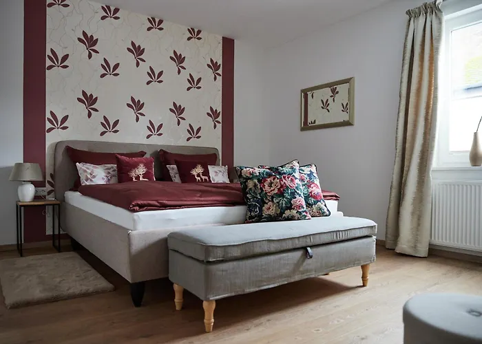 Upland-flair Abendrot Mit Einzigartigem Berggarten Im Zentrum!